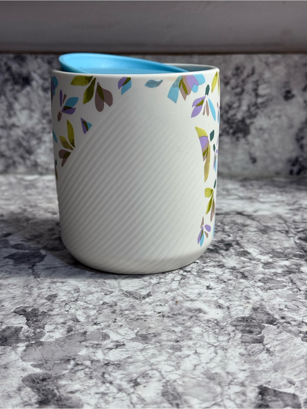 Starbucks Butterfly Floral 8oz Ceramic Travel Mug Blue Lid - Picture 2 of 4